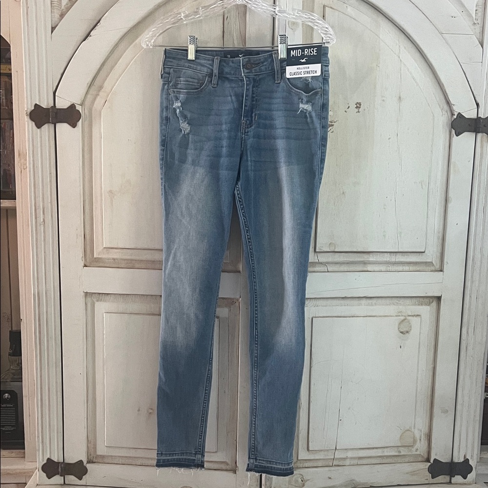 Hollister Mid Rise Super Skinny 5 R Light Blue Jeans Lds NWT